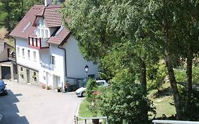 Gaestezimmer Rolea